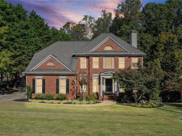 304 Berkshire Trce, Canton, GA 30115