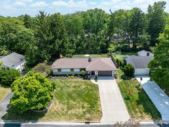 2111 Nayland Rd, Columbus, OH 43220