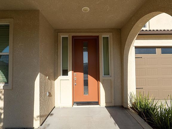 3rd image of 3335 Las Rosas Ave