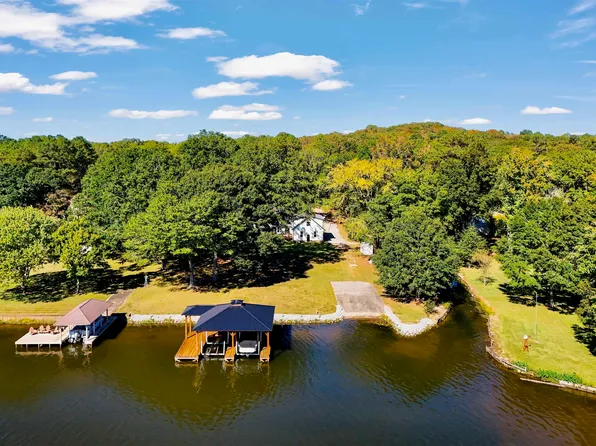 555 Mountain View Dr, Wilsonville, AL 35186