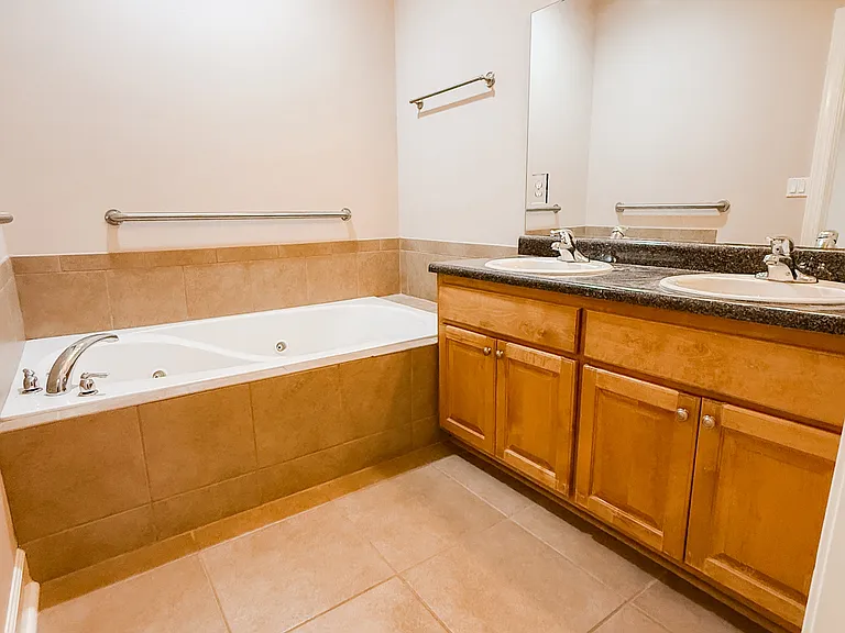 201 Mallard Pond Cir — Photo 16