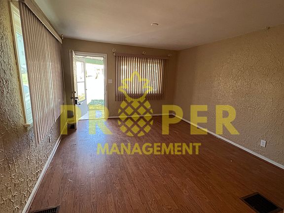 4th image of 4210 Midway Ave