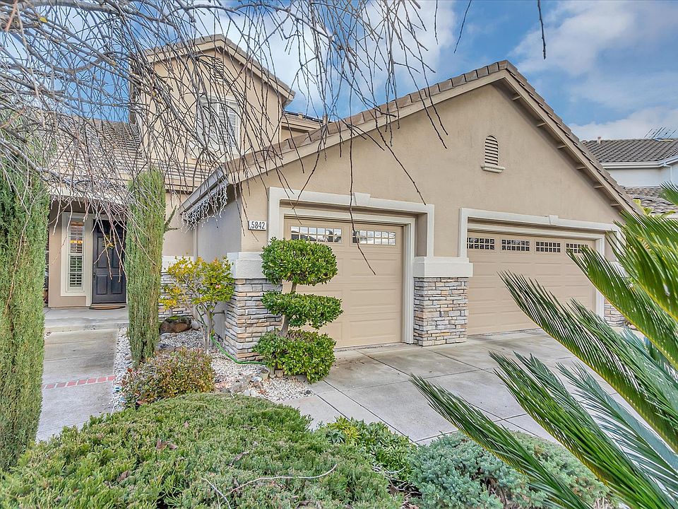 1st image of 5842 Wales Ct