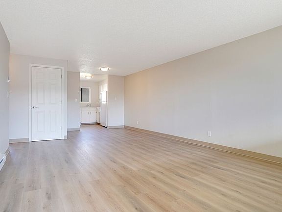 5th image of 1445 SW A Ave #724