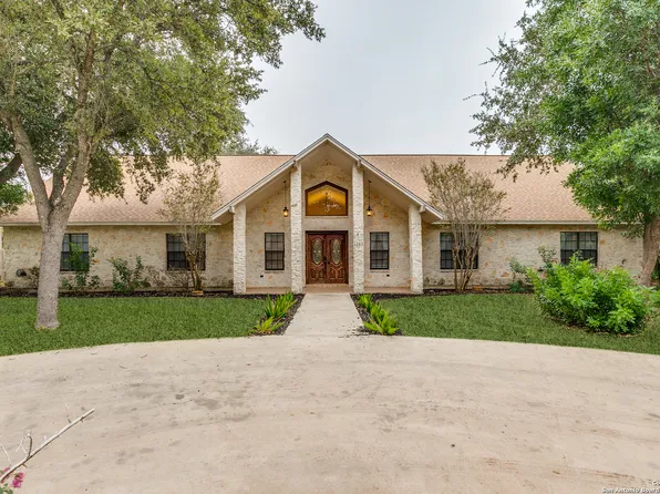 1505 30th, Hondo, TX 78861