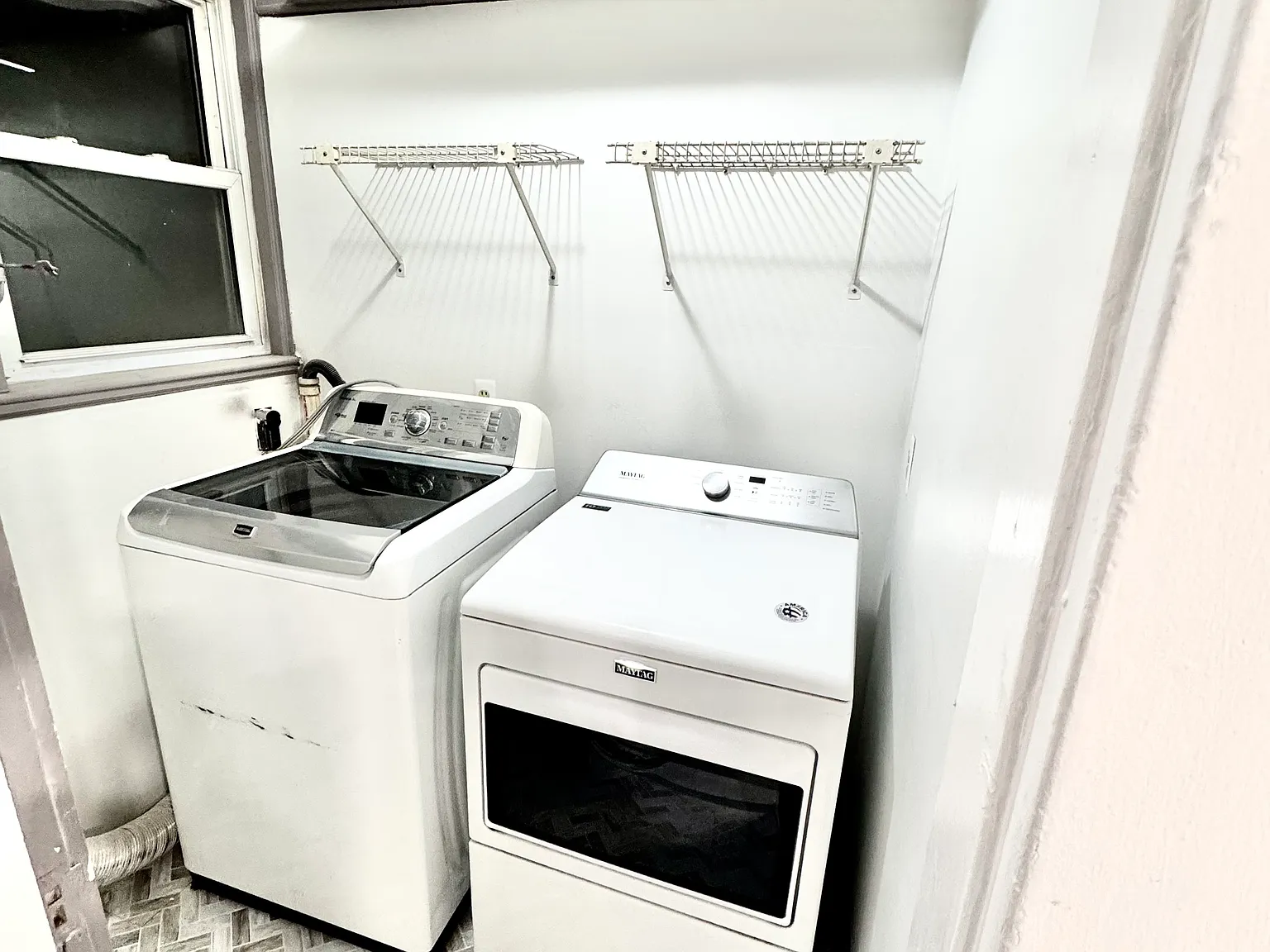 3 bed, 1398 sqft, $3,300 — Photo 4