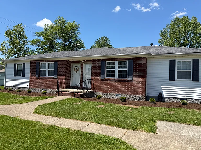 43 Tyler Dr #A — Photo 2
