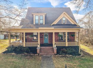 811 W Deborah St, Jefferson City, TN 37760