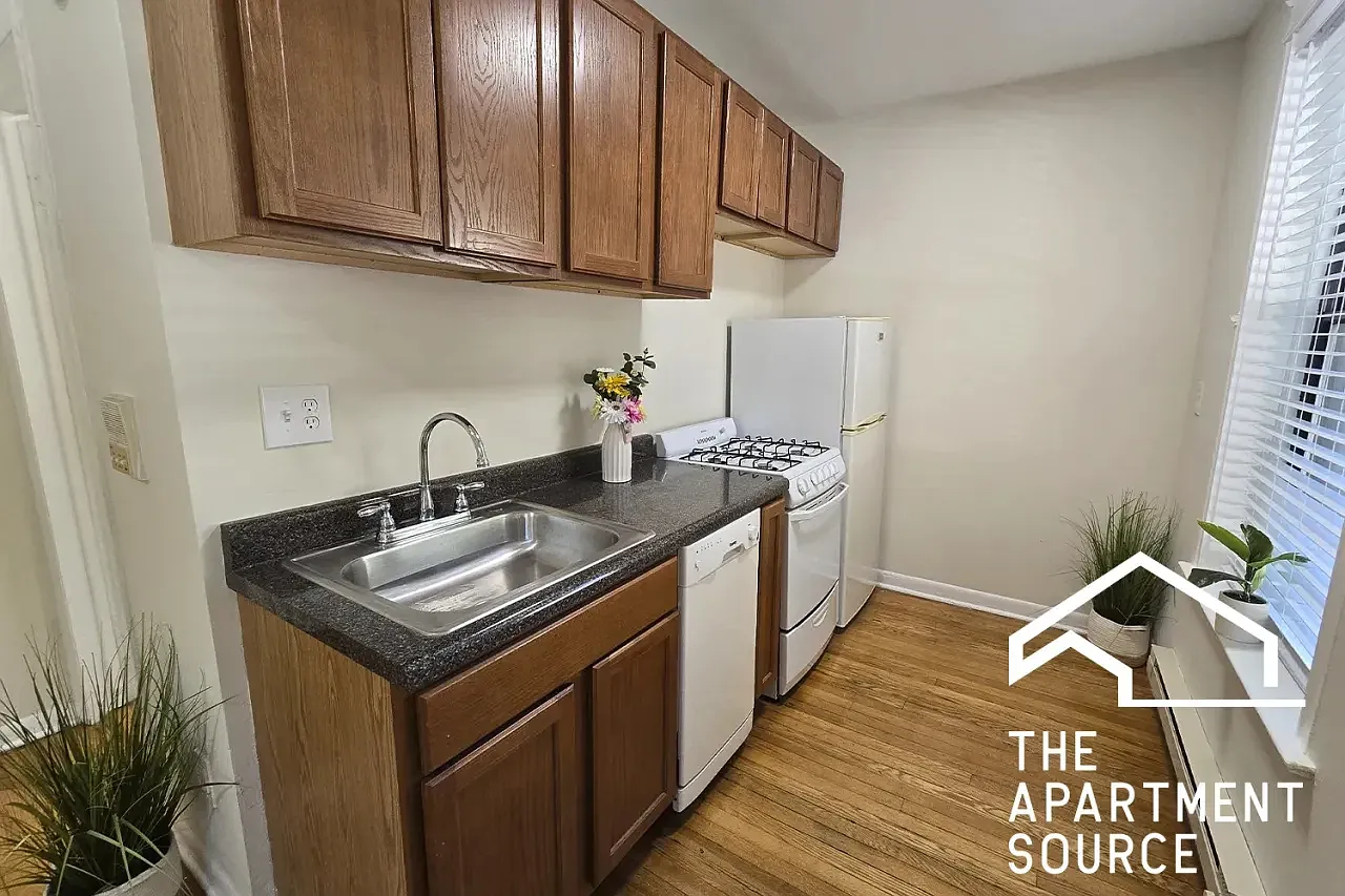 1 bed, $1,895 — Photo 3