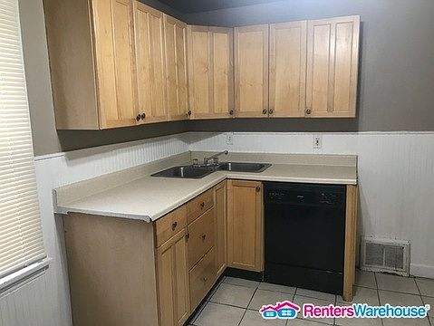 4th image of 6720 Thurston Ave