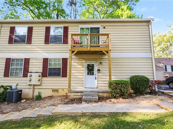 1344 Surrey Ln SW, Marietta, GA 30008