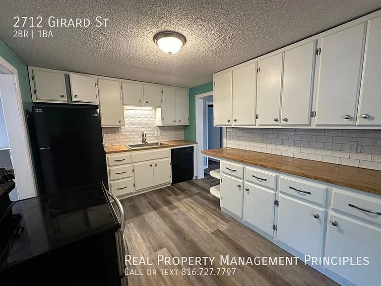2712 Girard St — Photo 6