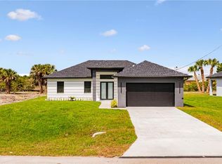 815 Frederick Reid ST E, LEHIGH ACRES, FL 33974