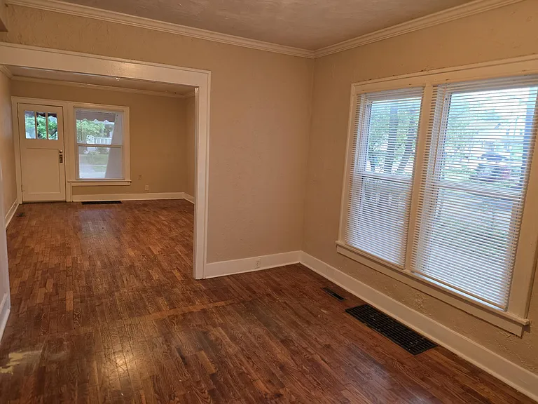 616 S Fremont Ave — Photo 6
