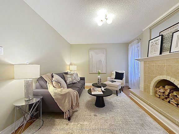 4th image of 58 Danjohn Cres