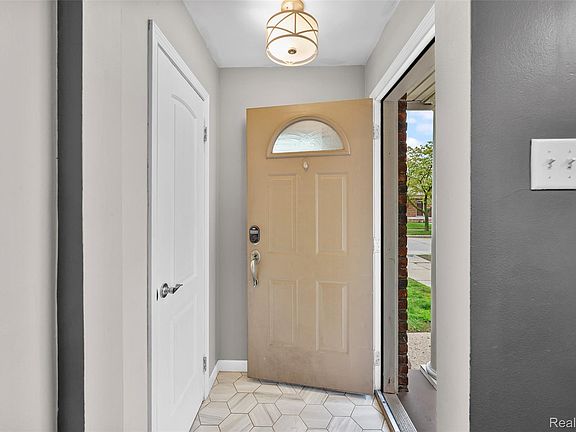 3rd image of 3644 Academy St