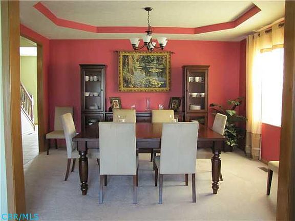 4th image of 300 Brittany Ct