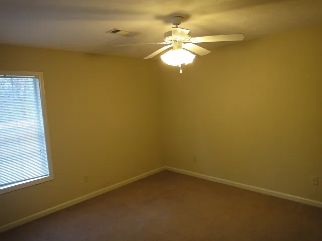 2006 Longview Ct — Photo 20