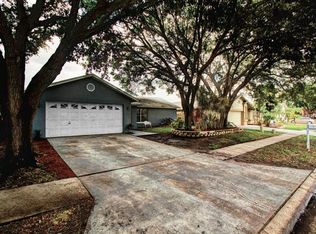 8165 Perth Dr, Largo, FL 33773