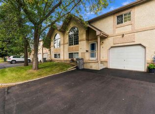 53 Erin Ridge Dr #4, Saint Albert, AB T8N6A3