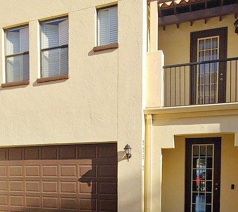 2nd image of 225 Pasadena Ave N Unit 2