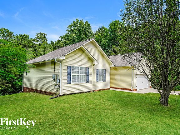 2nd image of 120 Pine Springs Rd