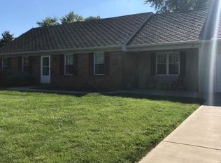 8306 Ventle Dr, West Chester, OH 45069