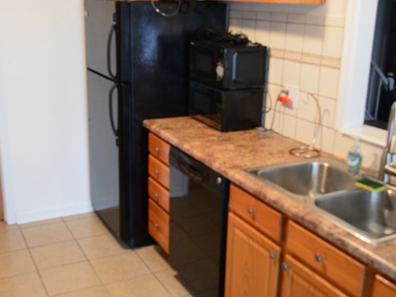 4th image of 19516 115th Ave Unit C