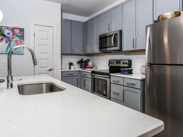 646 W Smith St #214