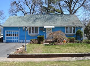 87 Elder Ave, Bergenfield, NJ 07621