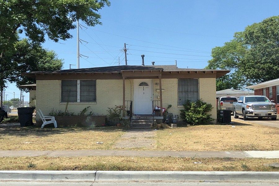 1st image of 2515 S Barnett Ave