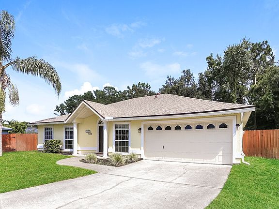 3rd image of 11970 Canterwood Dr