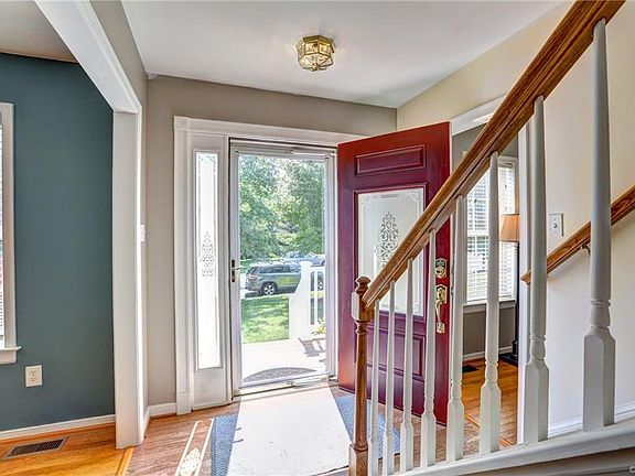 5th image of 1810 Cornell Ave