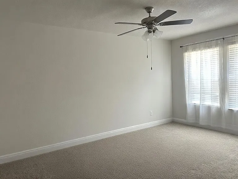 1226 Fairchild Village Dr — Photo 10