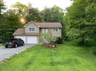 153 Birchwood Rd, Blakeslee, PA 18610