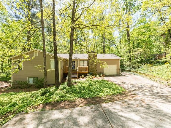 2nd image of 6697 Live Oak Ln