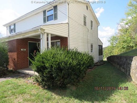 4th image of 1015 Dartmouth Ave