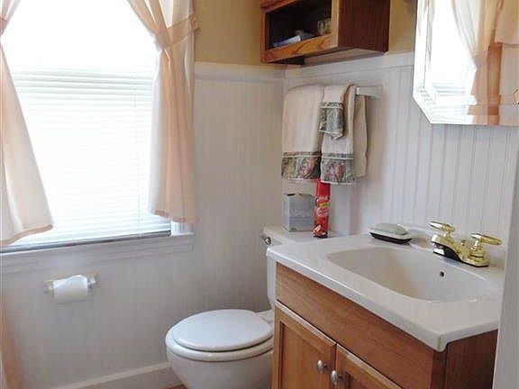 5th image of 314 Kingston Ave