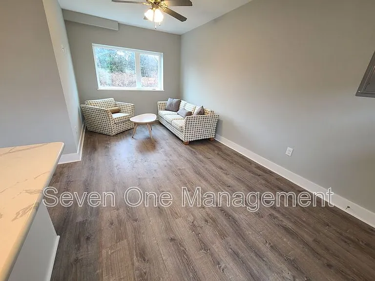 5524 Pulaski Ave #7 — Photo 7