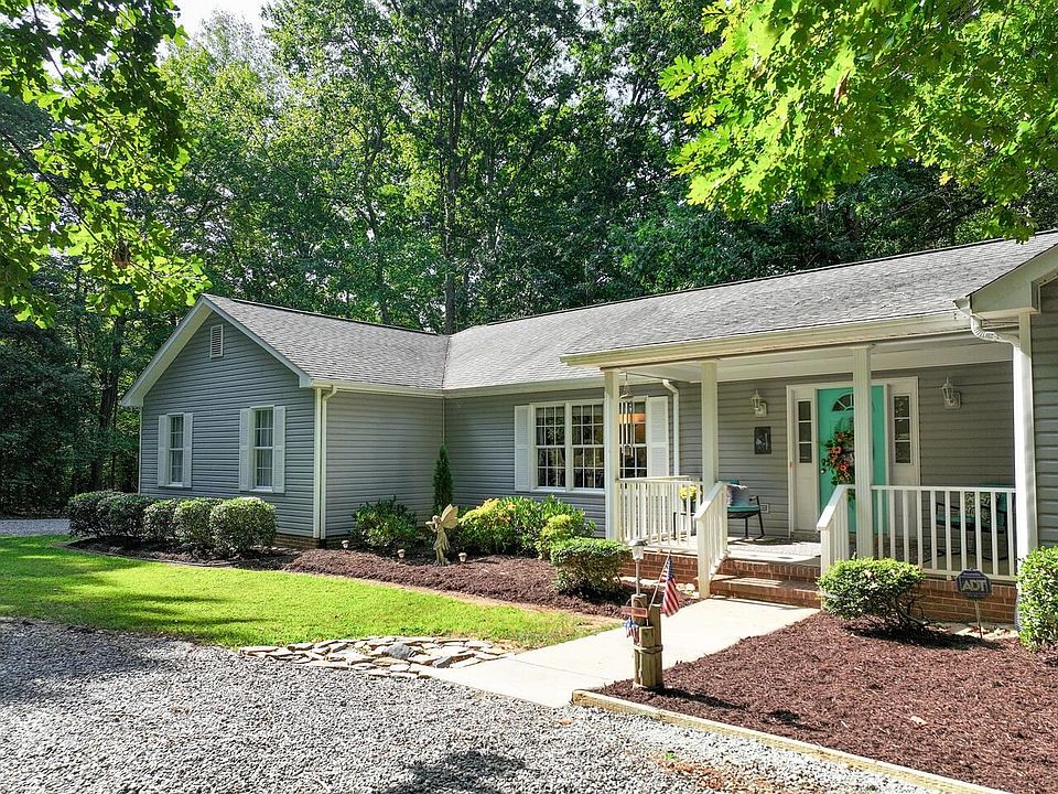 1st image of 398 Merifield Dr