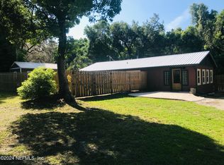 5703 Hampton St, Melrose, FL 32666
