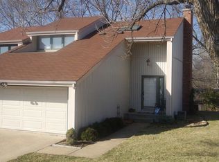 2500 SW 30th St, Topeka, KS 66611