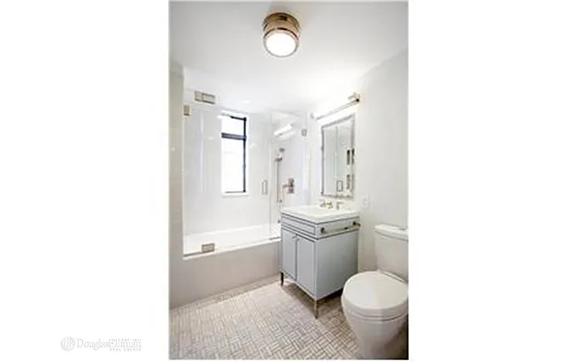 Rented by Douglas Elliman | media 16