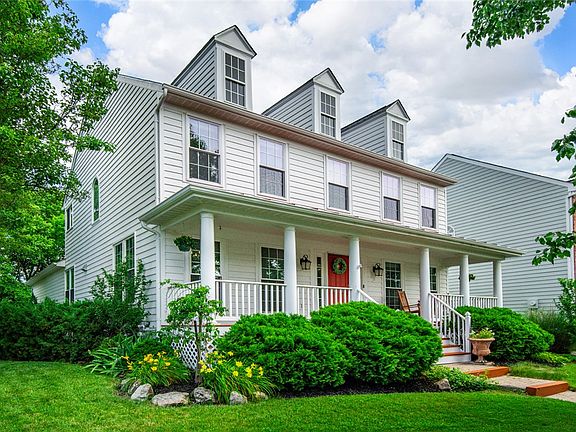 2nd image of 9679 Olde Georgetown