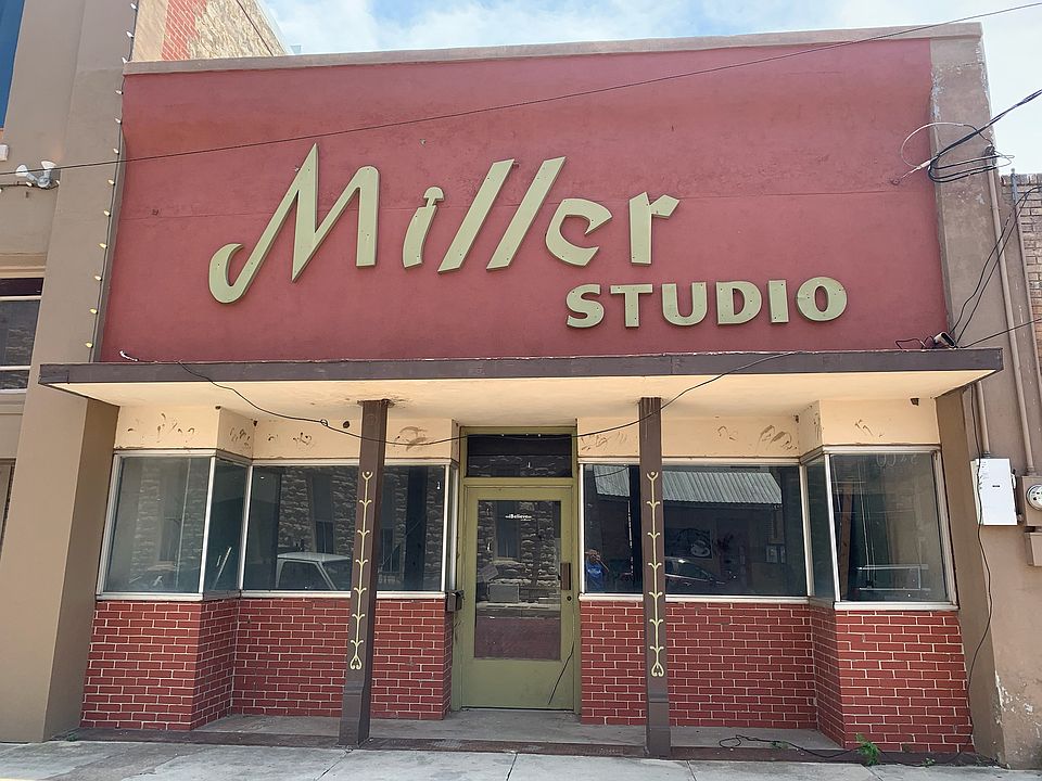 1st image of 240 W College St #1