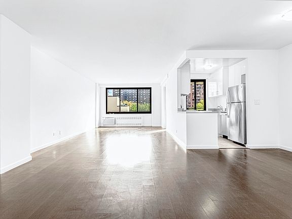 2nd image of 470 Lenox Ave APT 7S
