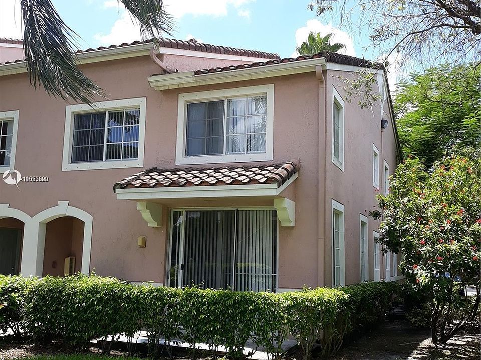 1st image of 12160 Saint Andrews Pl APT 102