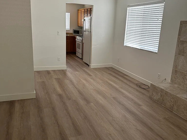 5604 Deodar Dr — Photo 5