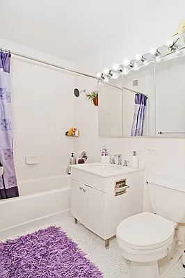 Rented by Nest Seekers International | media 77