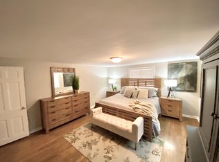 8122 Ravinia Rd, Fort Wayne, IN 46825